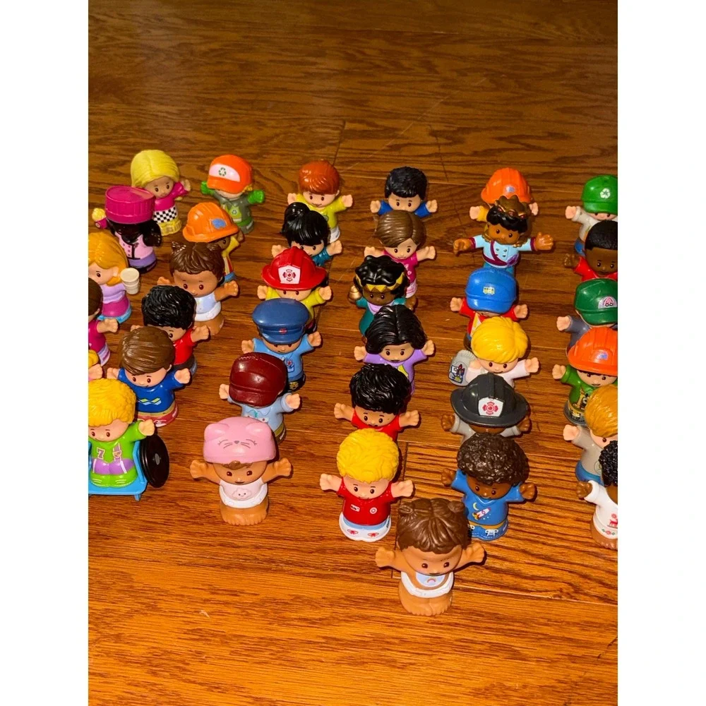 Megalot of Little People 65+ Characters Including Vintage, Christmas, Barbie EUC